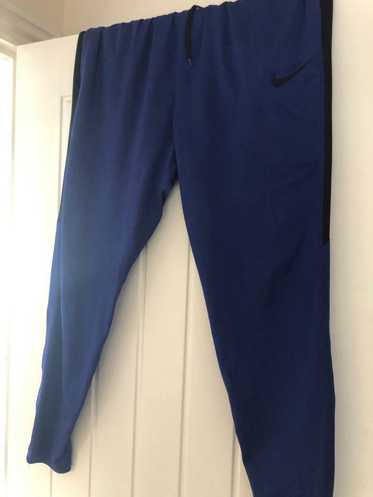 nike tracksuit couples